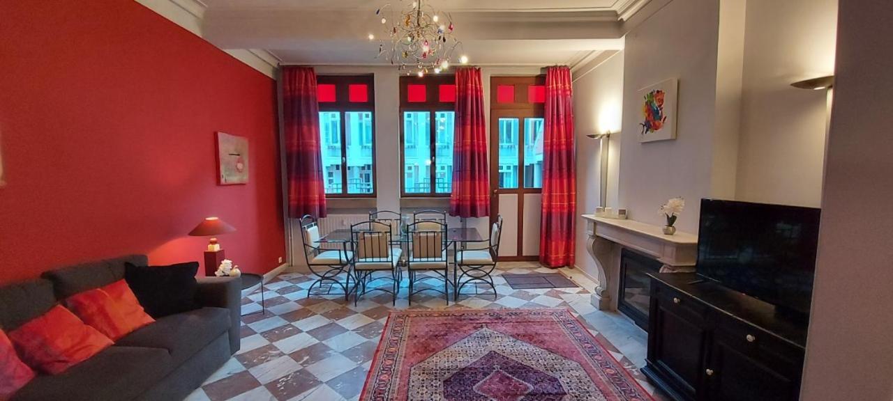Duplex 2 Chambres Situe Au Centre Du Coeur Historique De Λιέγη Εξωτερικό φωτογραφία