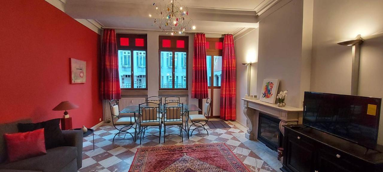 Duplex 2 Chambres Situe Au Centre Du Coeur Historique De Λιέγη Εξωτερικό φωτογραφία